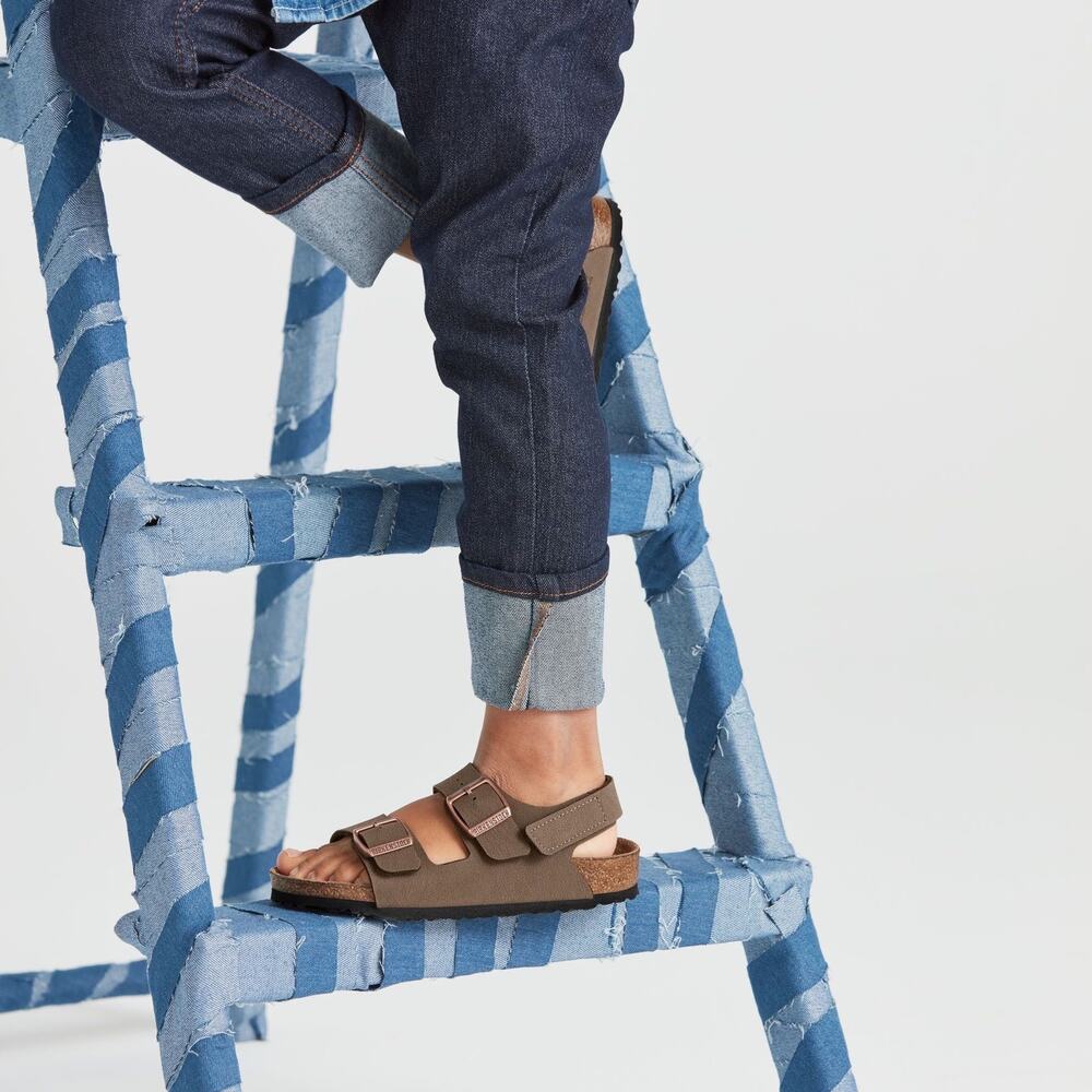 Birkenstock Kids Milano Hook and Loop Sandals in Mocha Birkibuk Size 33